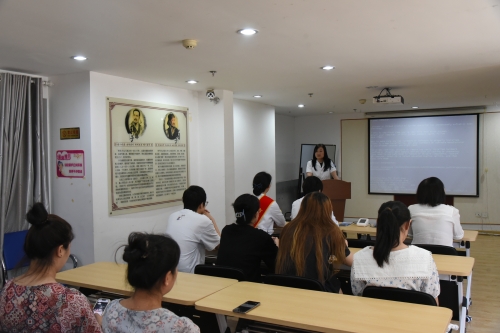 吉林分公司攜手吉林省腫瘤醫院前往長(cháng)春市南關(guān)區新里社區開(kāi)展義診活動(dòng)。醫護人員們認真解答市民們關(guān)于常見(jiàn)疾病的預防、治療及康復等方面的疑問(wèn)，積極普及健康生活方式和醫療保健知識。工作人員向居民們宣傳反保險欺詐、防范非法集資等相關(guān)金融知識。